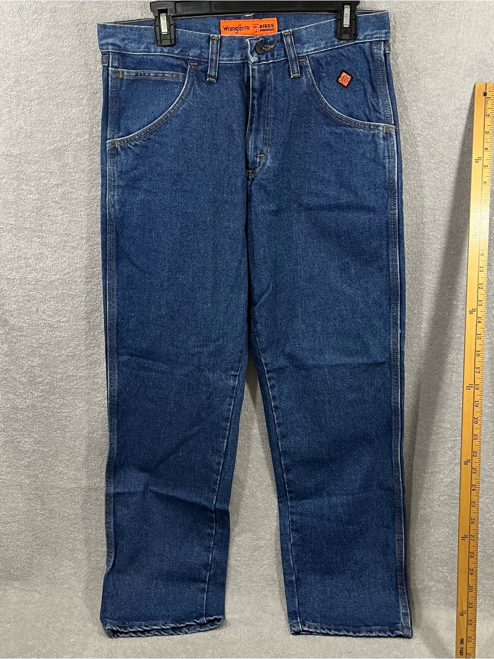 Wrangler FR Jeans Mens 32x30 Blue Relaxed Fit Straight Leg Flame Resistant 2 Cat